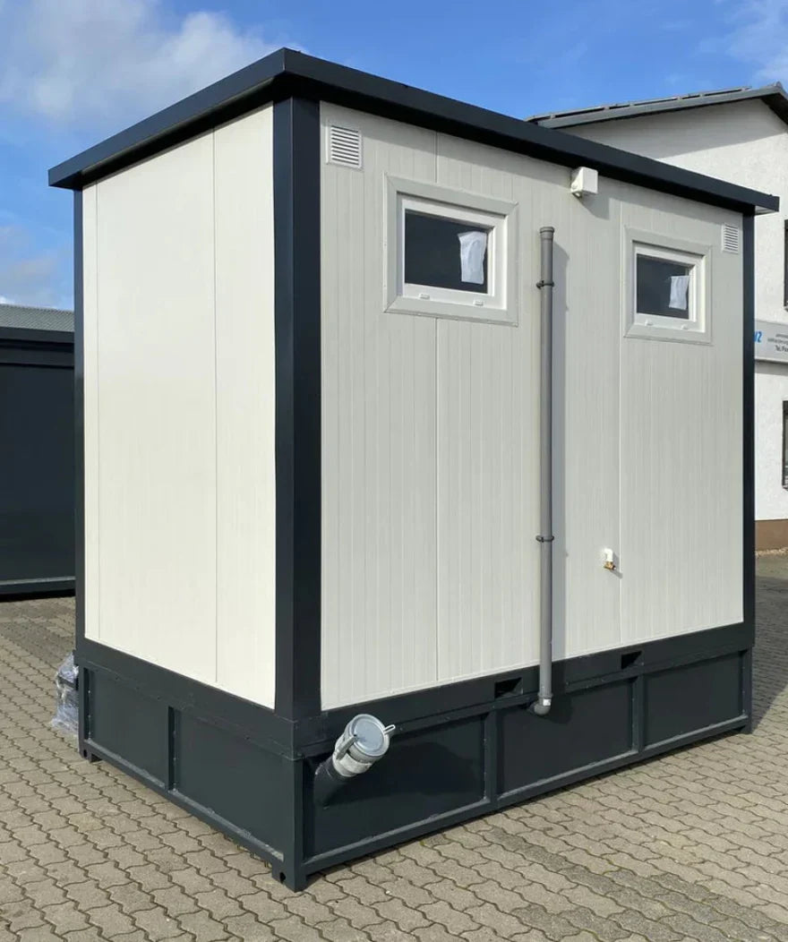 Doppelter Sanitärcontainer mit Abwassertank (weiß) – WC-Container mit integriertem Fäkalientank – Bild 4