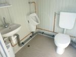 Mini Sanitärcontainer Toilette – kompakte WC-Kabine mit Waschbecken – Bild 4