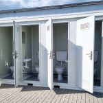 XXL Toilettencontainer mit 8 Kabinen für Veranstaltungen