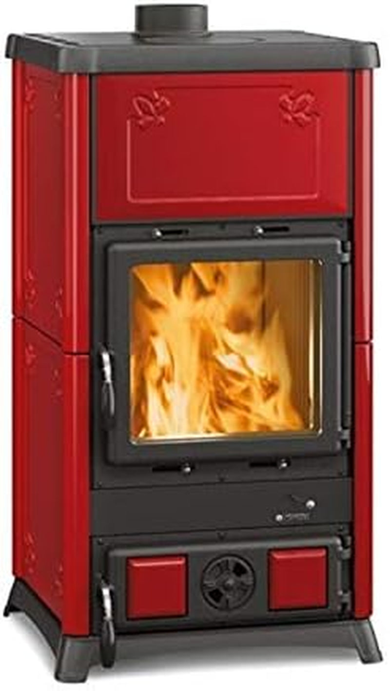 1222248a41a38b91d19c9a0552b6a341-1.jpg La Nordica Fedora Kaminofen – 8,3 kW – Exklusiver Design-Kamin mit Majolika-Keramik – Bordeaux Rot – Hochwertiges Guss-Design – Hocheffiziente Nachverbrennung – Bild 1