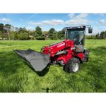 Teleskopradlader "816T Plus" Hoflader, 1600 kg Hubkraft, 65 PS Motorleistung – Bild 6