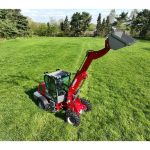 Teleskopradlader "816T Plus" Hoflader, 1600 kg Hubkraft, 65 PS Motorleistung – Bild 5